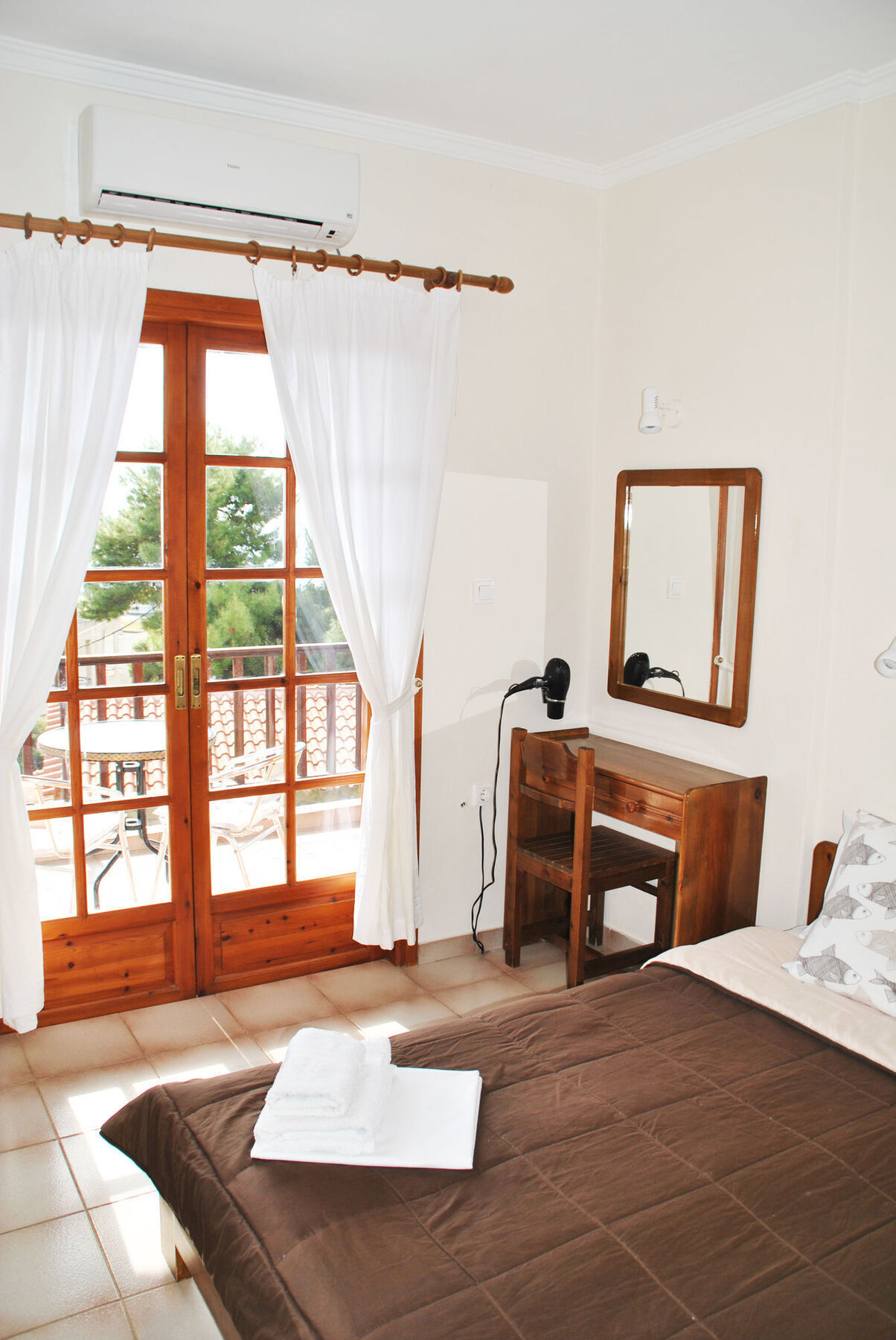 123 Soleil Studios Agia Marina  Luaran gambar